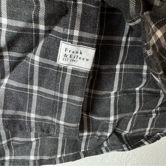 Frank & Eileen Blouse Popover‎ Button Down Knit Top Shirt Plaid Print Grey White - Picture 3 of 6
